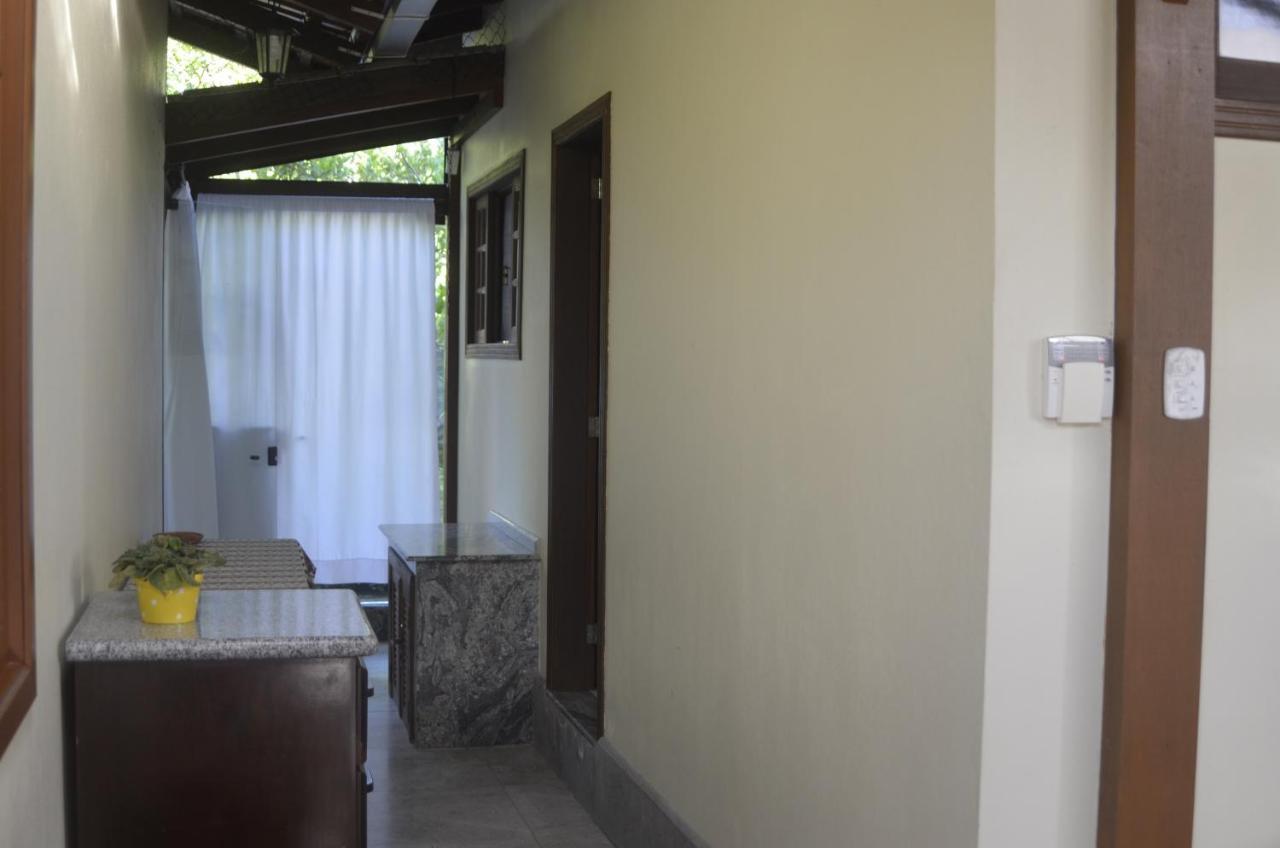 Quarto duplo a 1 quadra do mar Itapema Exterior foto